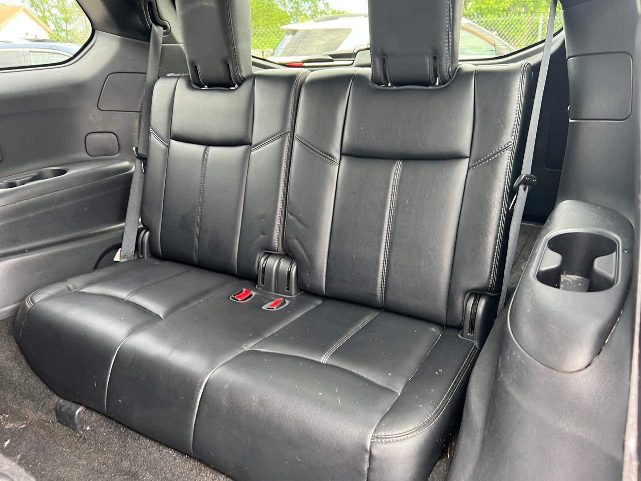 Nissan Pathfinder SV 4WD 2015