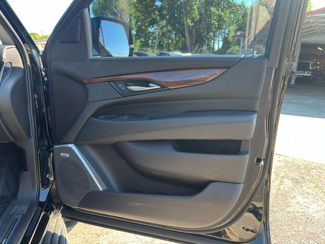 Cadillac Escalade ESV Luxury 4WD 2020