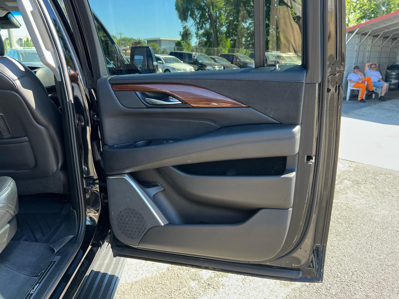 Cadillac Escalade ESV Luxury 4WD 2020