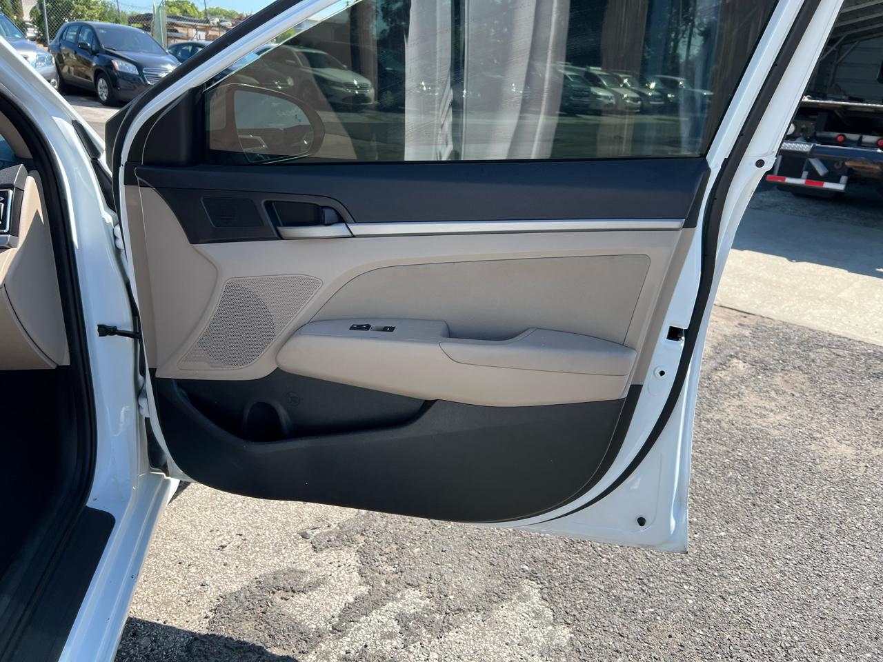 Hyundai Elantra Limited 2017