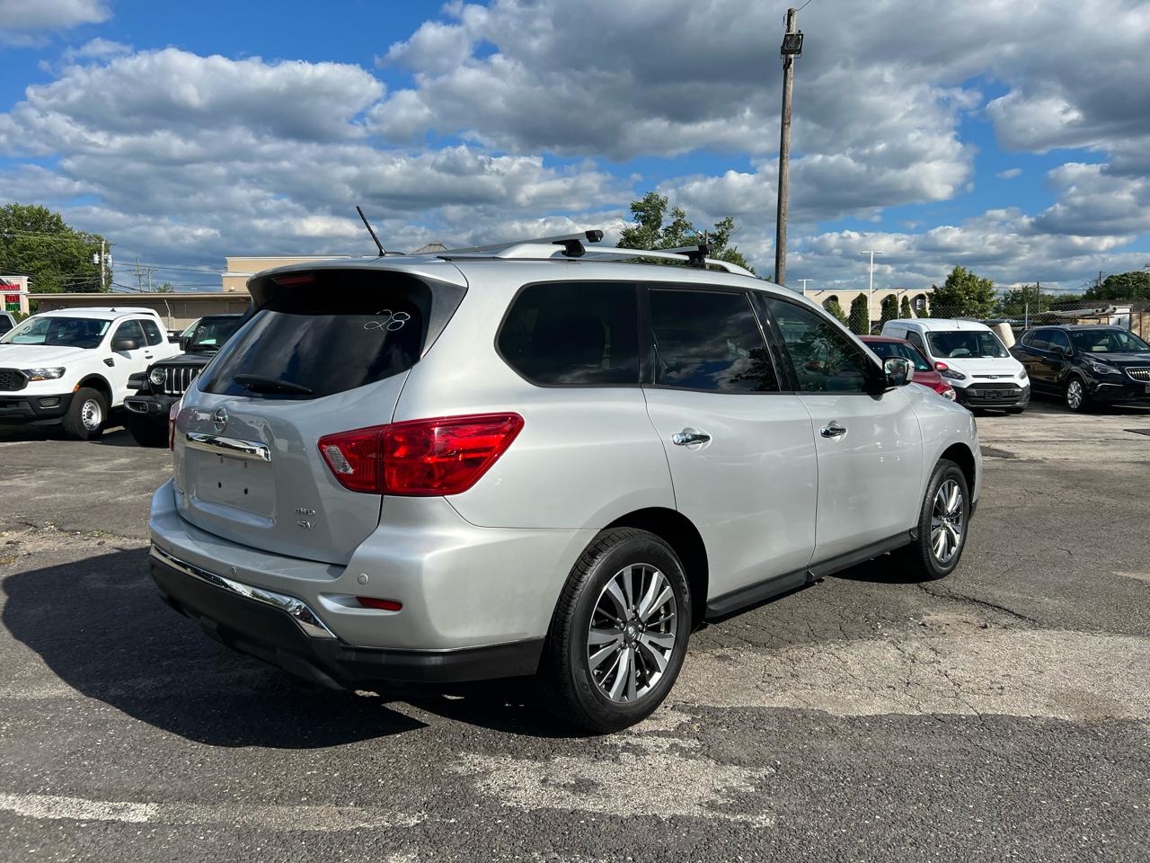 Nissan Pathfinder Platinum 4WD 2018