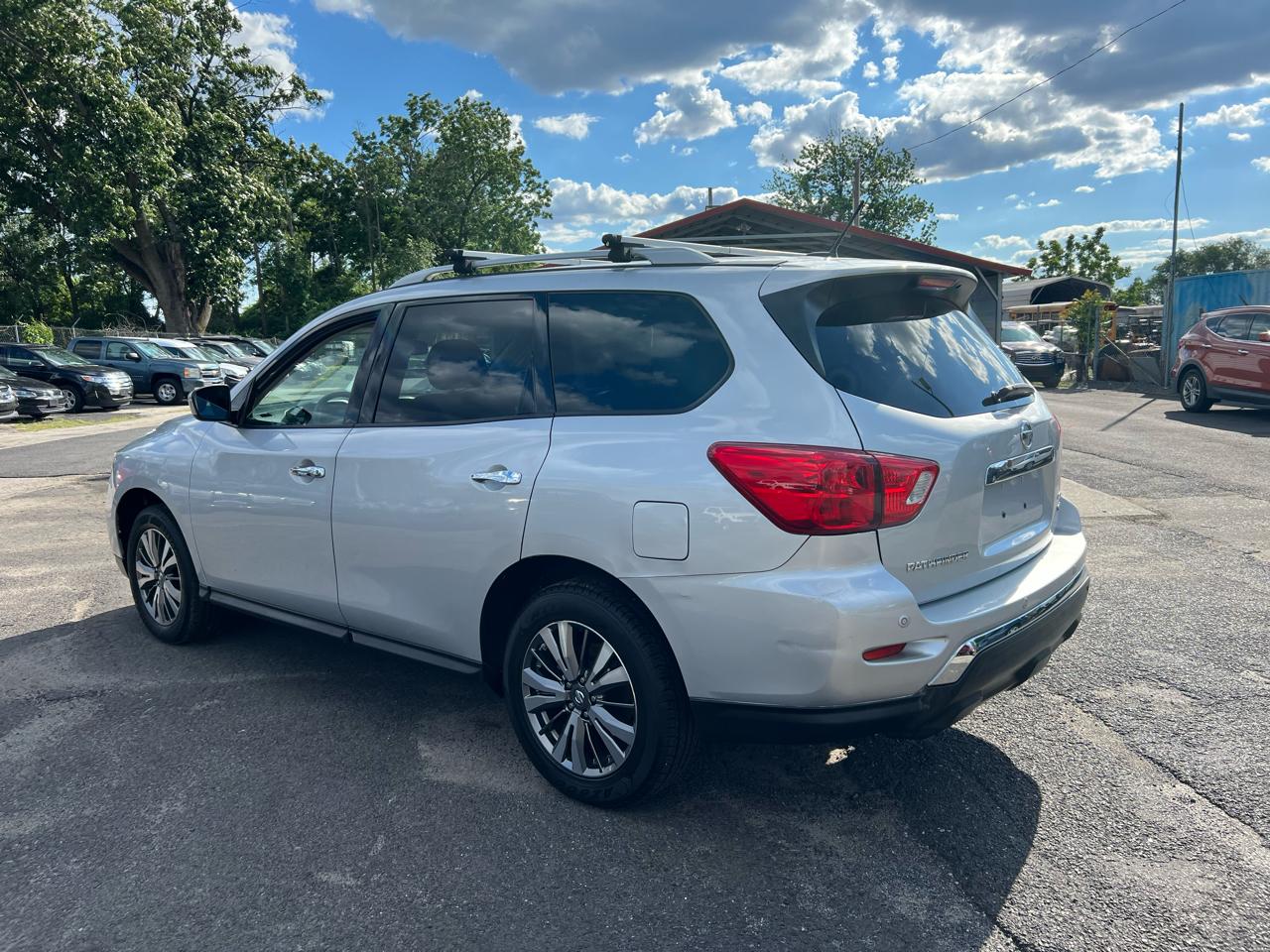 Nissan Pathfinder Platinum 4WD 2018