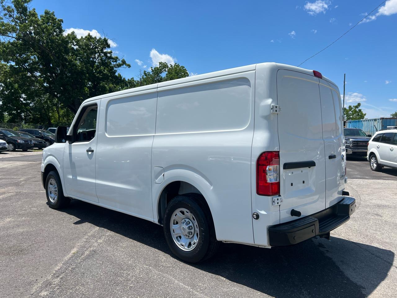 Nissan NV 2500  2019