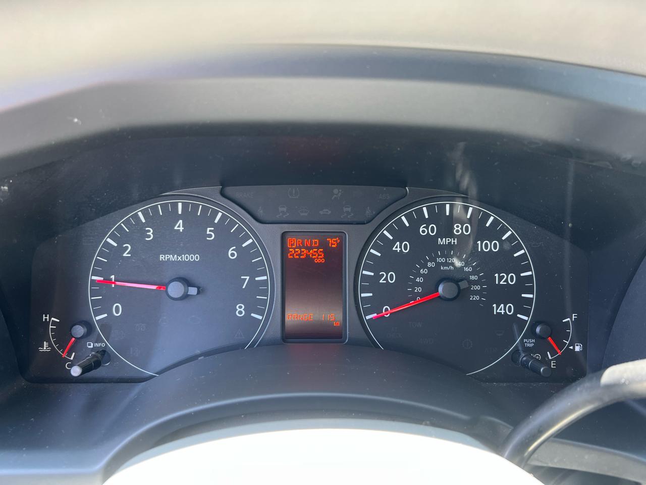 Nissan NV 2500  2019