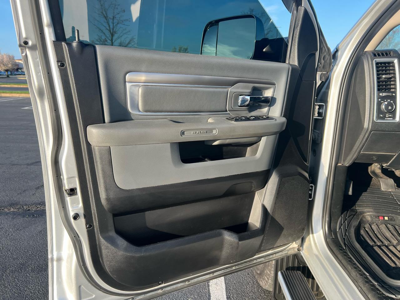 RAM 2500 4WD Crew Cab 149" Big Horn 2016
