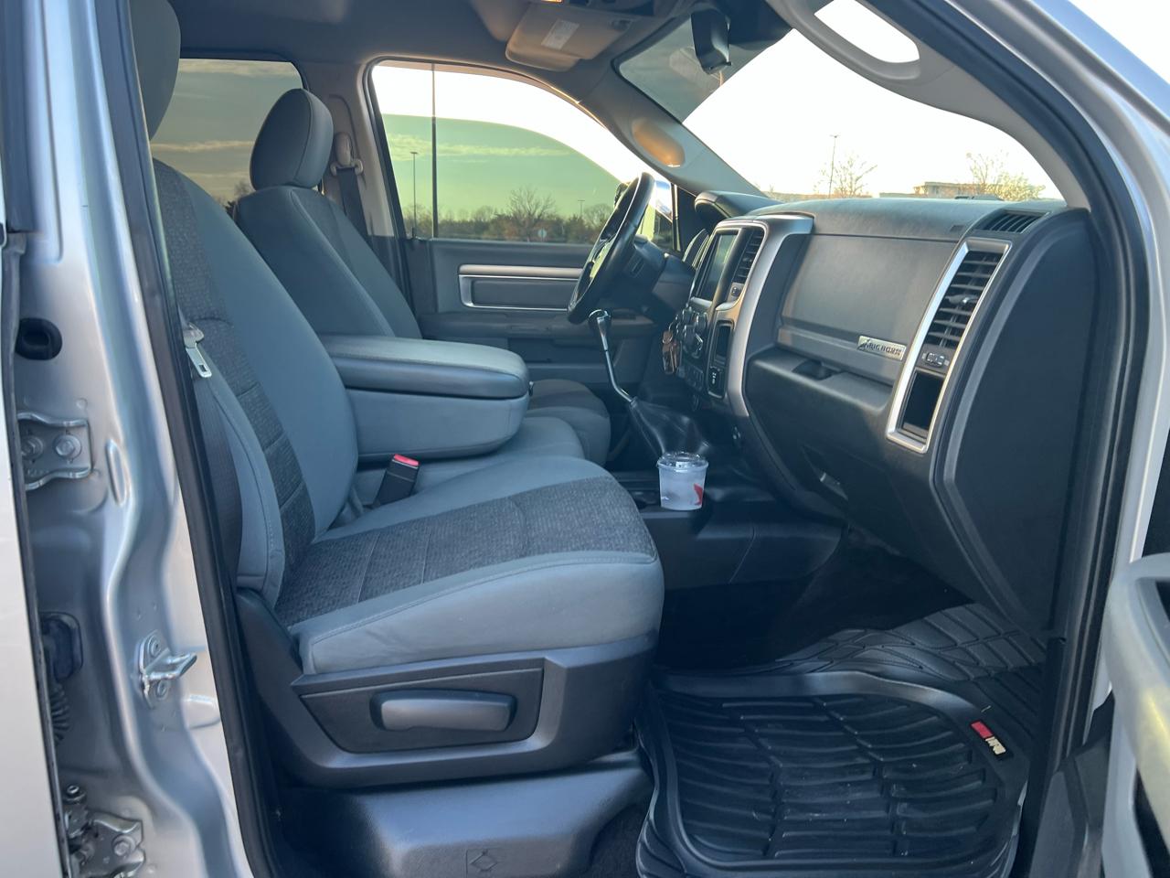 RAM 2500 4WD Crew Cab 149" Big Horn 2016