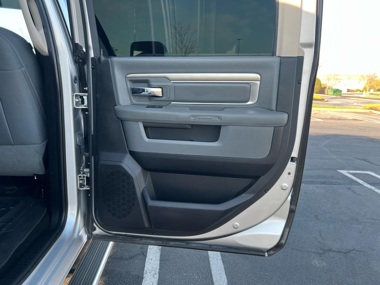 RAM 2500 4WD Crew Cab 149" Big Horn 2016