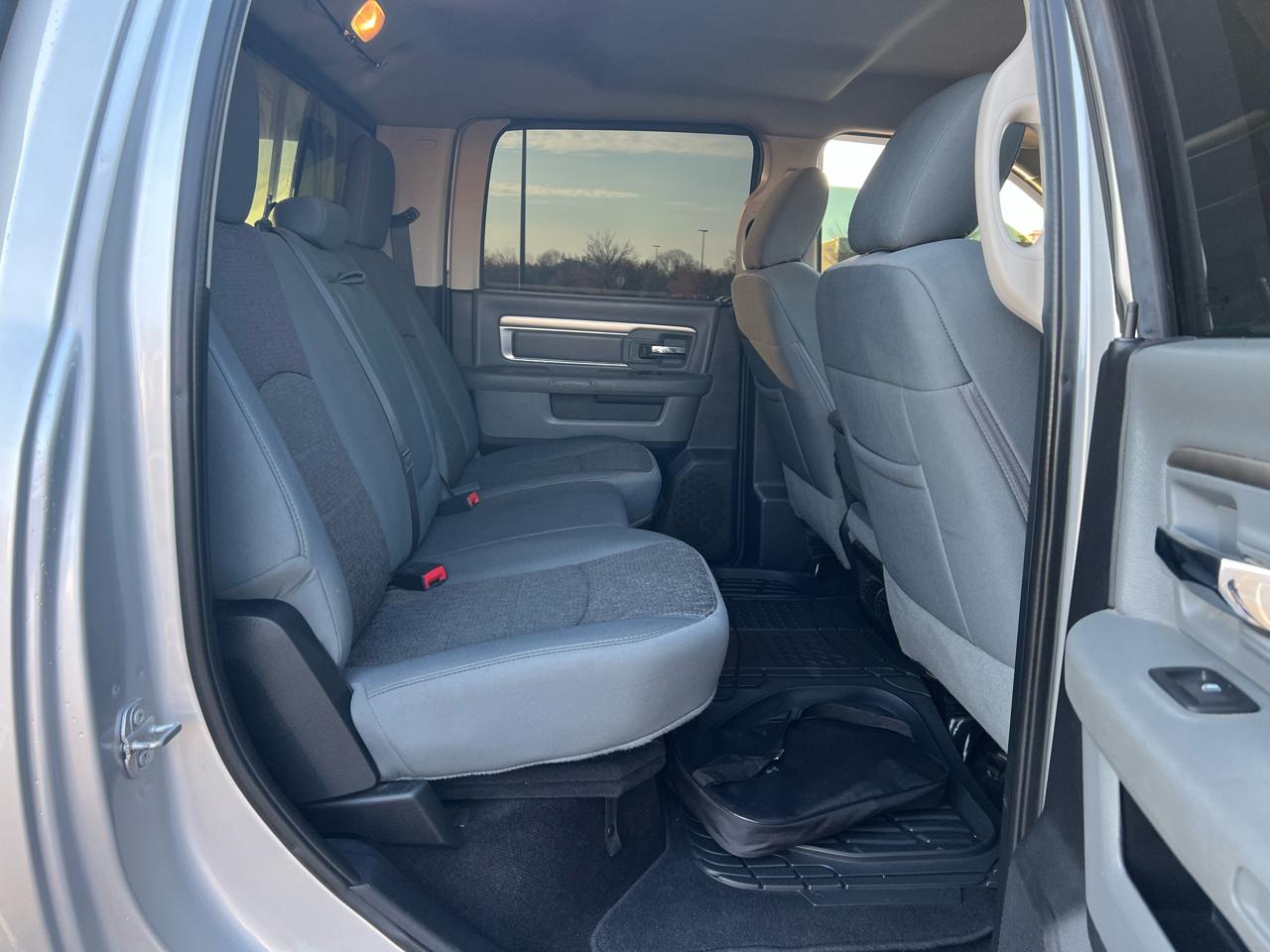 RAM 2500 4WD Crew Cab 149" Big Horn 2016