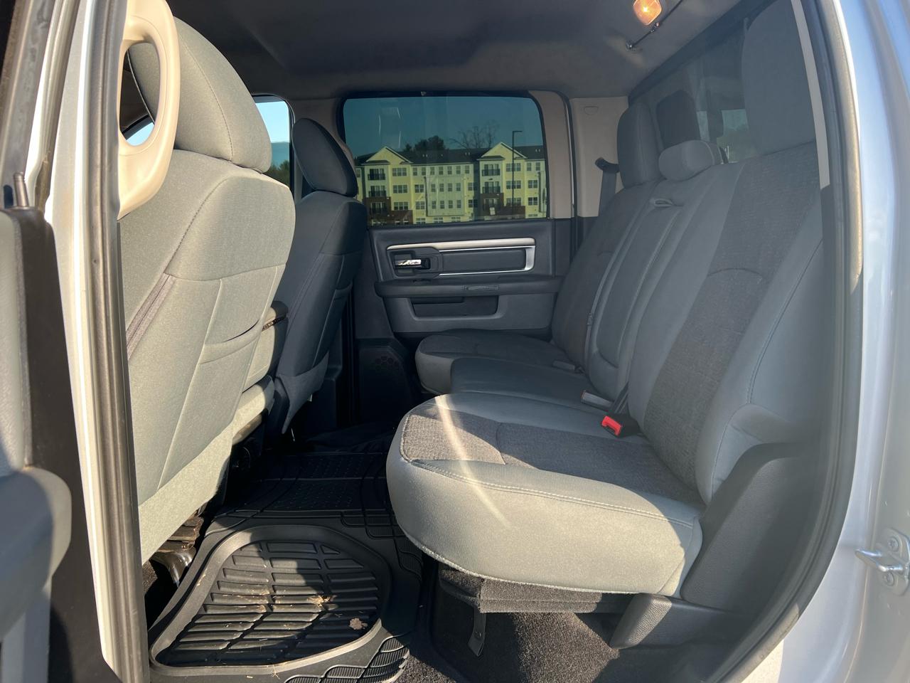 RAM 2500 4WD Crew Cab 149" Big Horn 2016