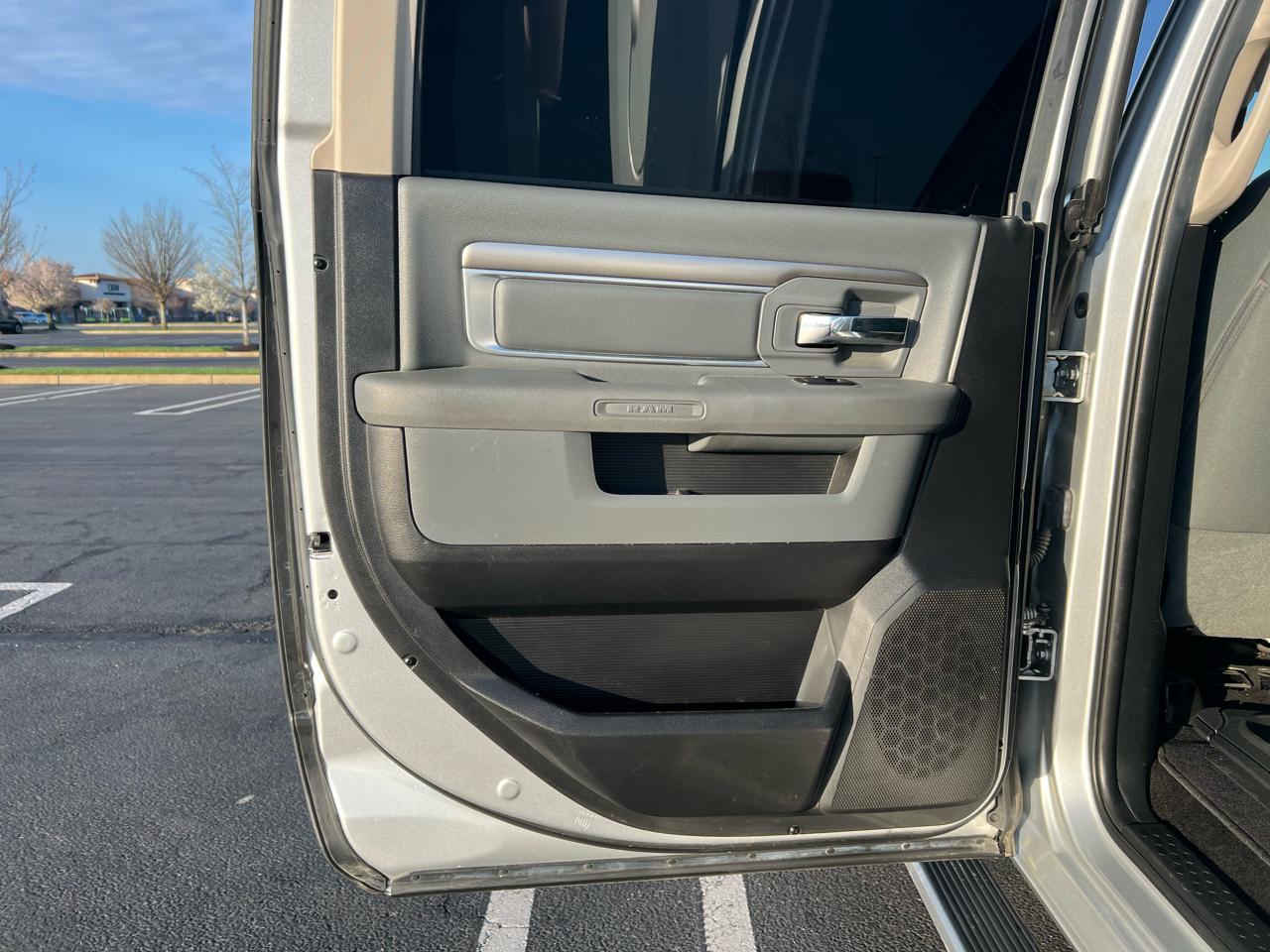 RAM 2500 4WD Crew Cab 149" Big Horn 2016