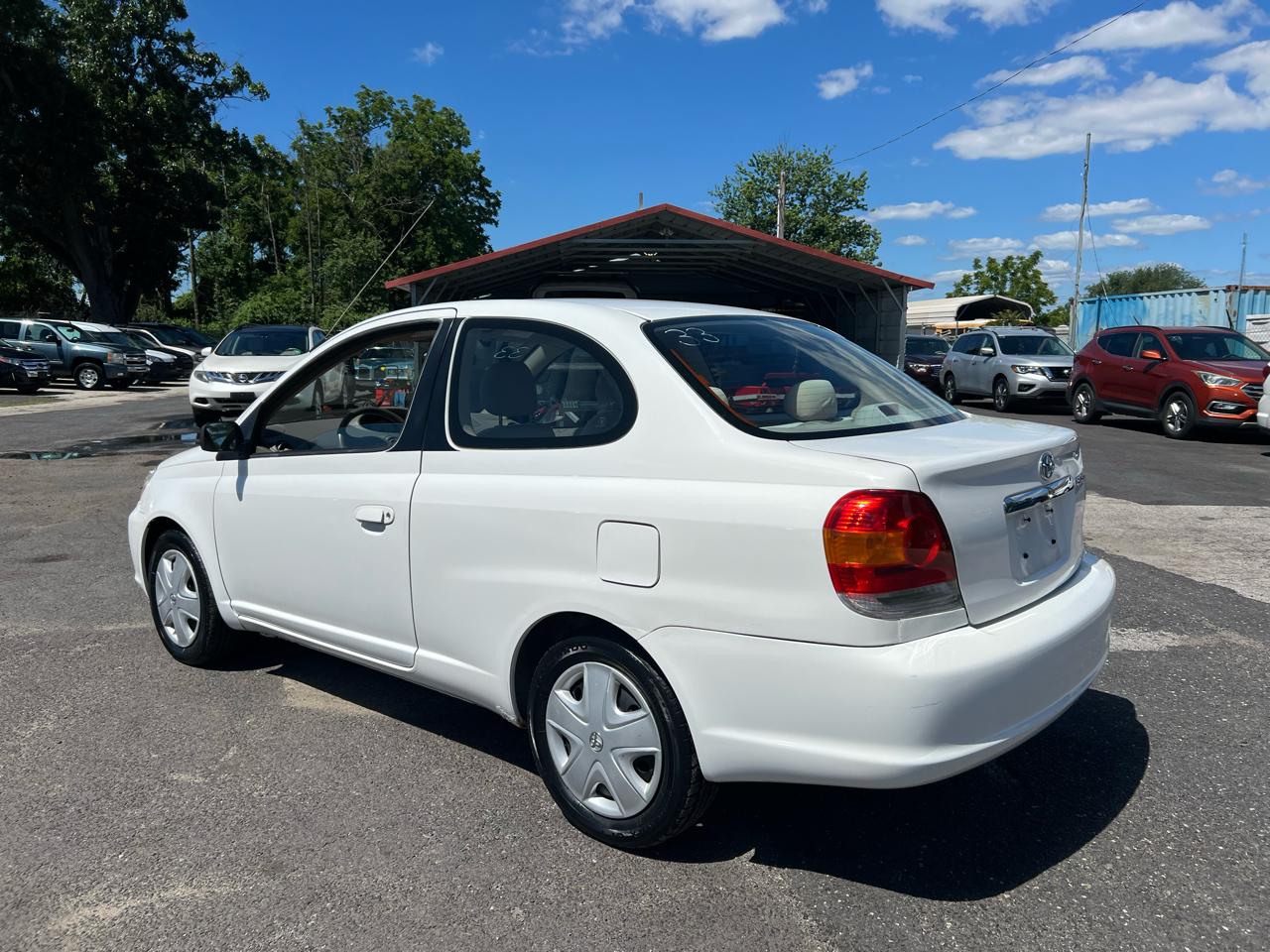 Toyota ECHO 2-Door Sedan 2003