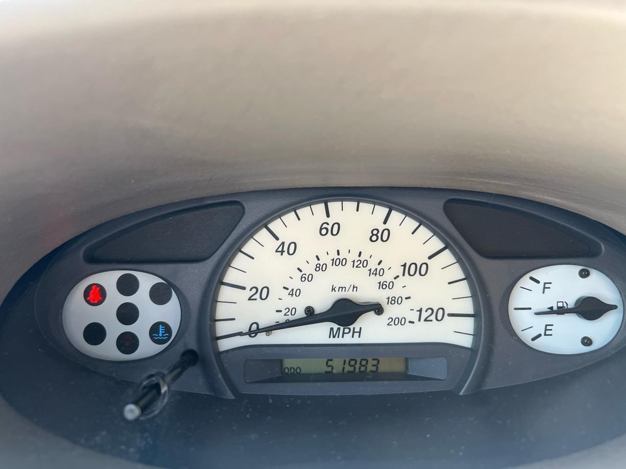 Toyota ECHO 2-Door Sedan 2003