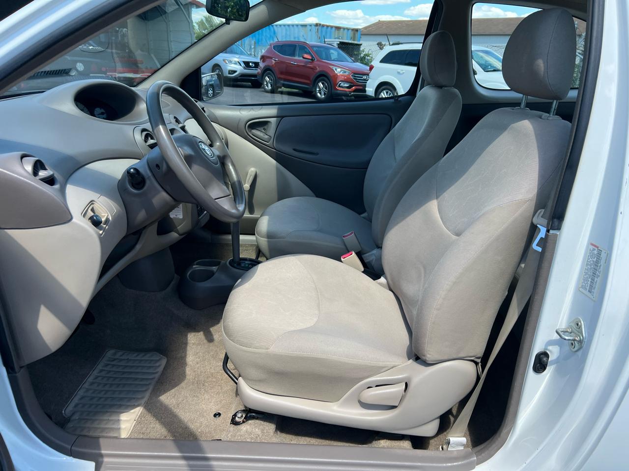 Toyota ECHO 2-Door Sedan 2003