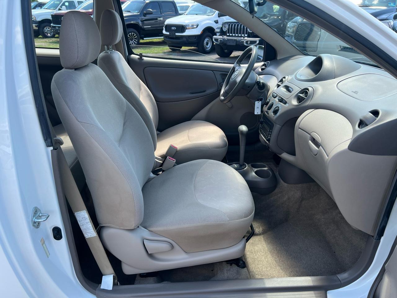 Toyota ECHO 2-Door Sedan 2003