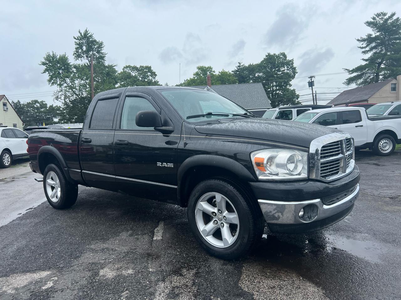 Dodge Ram 1500 4dr Quad Cab 155" WB 4WD 2008