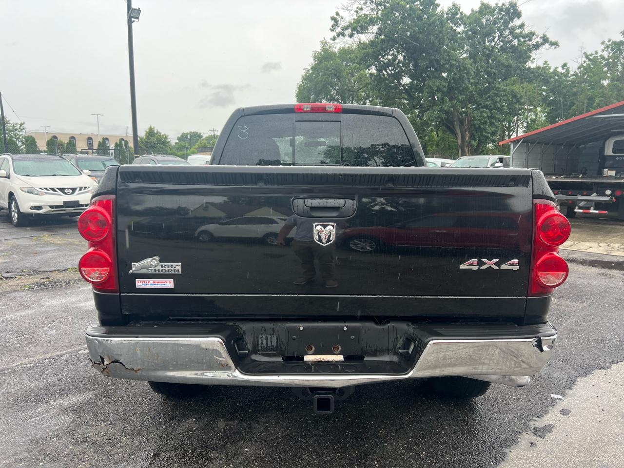 Dodge Ram 1500 4dr Quad Cab 155" WB 4WD 2008