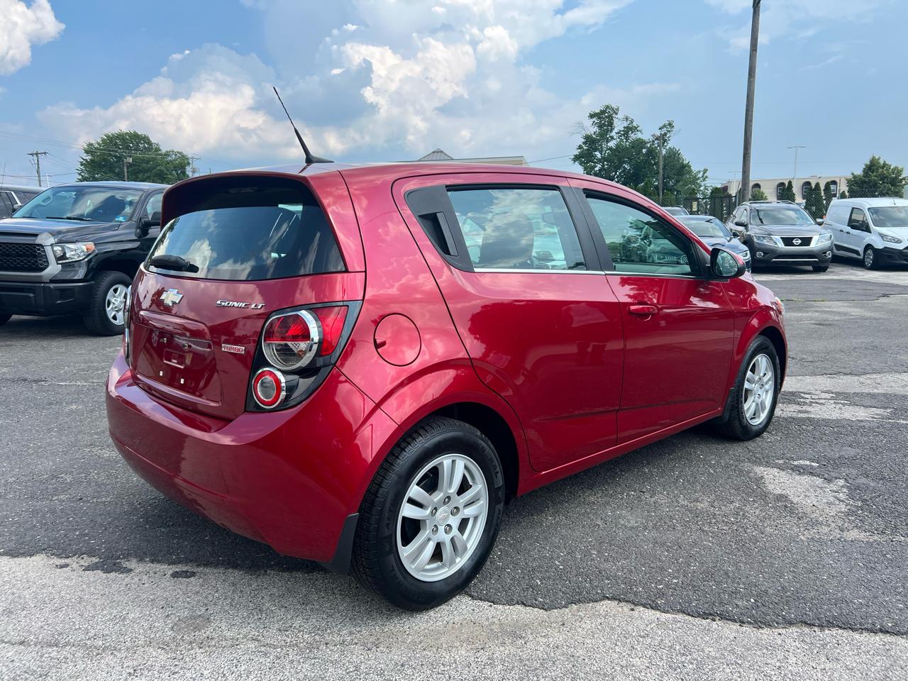 Chevrolet Sonic LT Auto 5-Door 2013