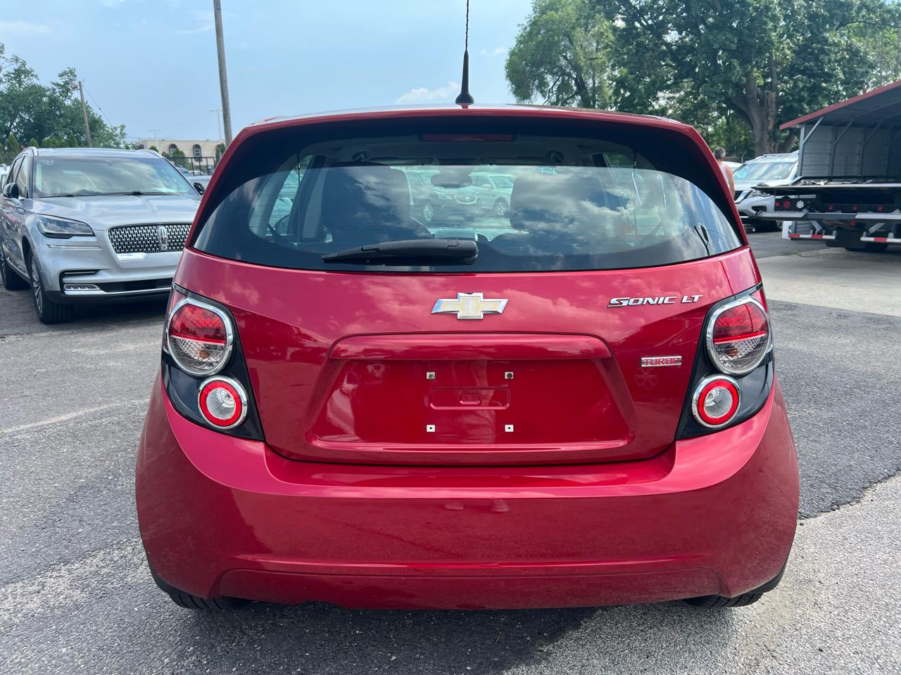 Chevrolet Sonic LT Auto 5-Door 2013
