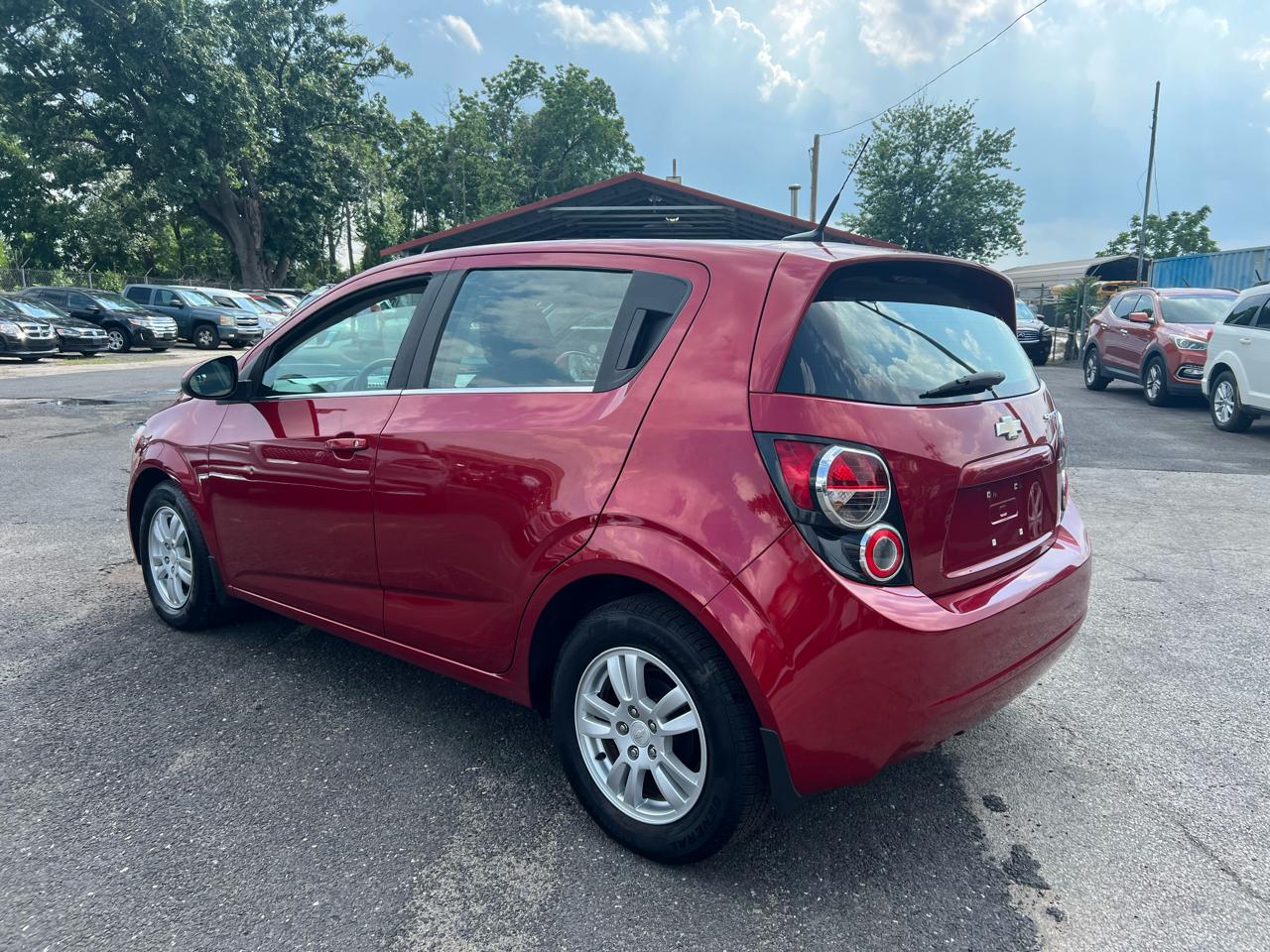 Chevrolet Sonic LT Auto 5-Door 2013
