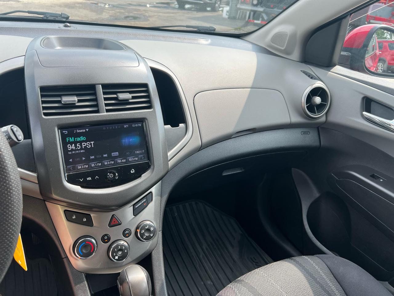 Chevrolet Sonic LT Auto 5-Door 2013