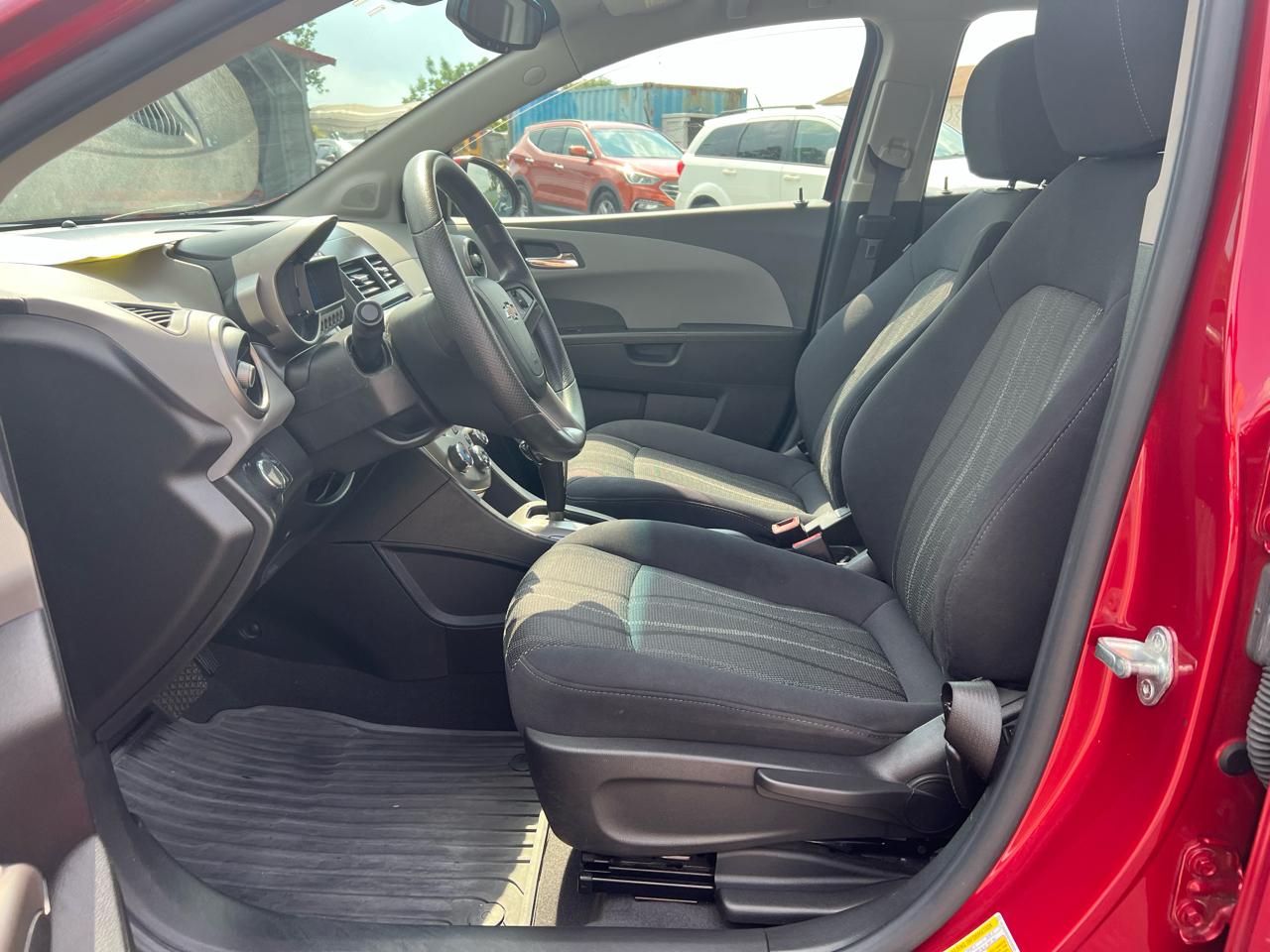 Chevrolet Sonic LT Auto 5-Door 2013