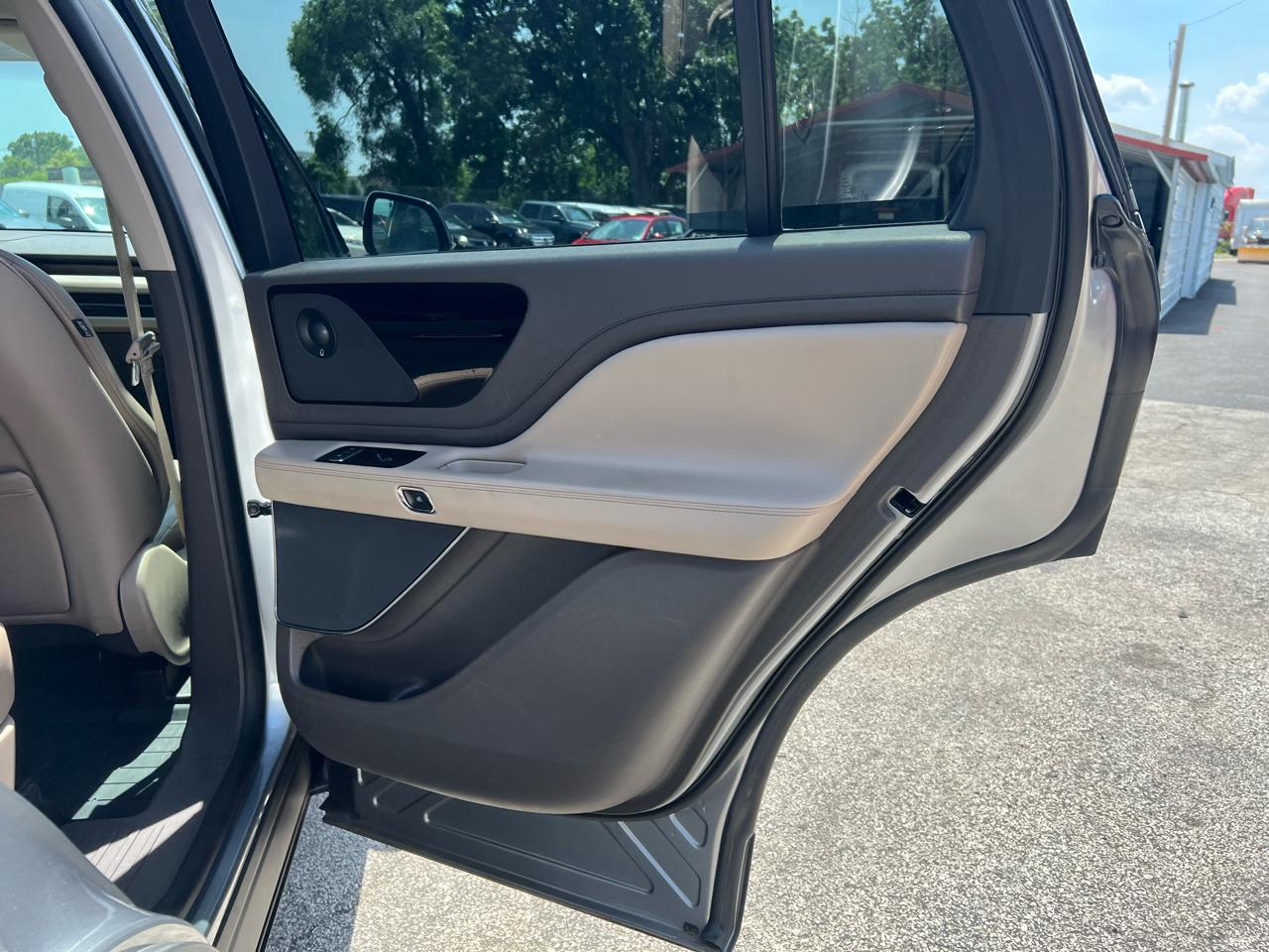 Lincoln Aviator Reserve AWD 2020