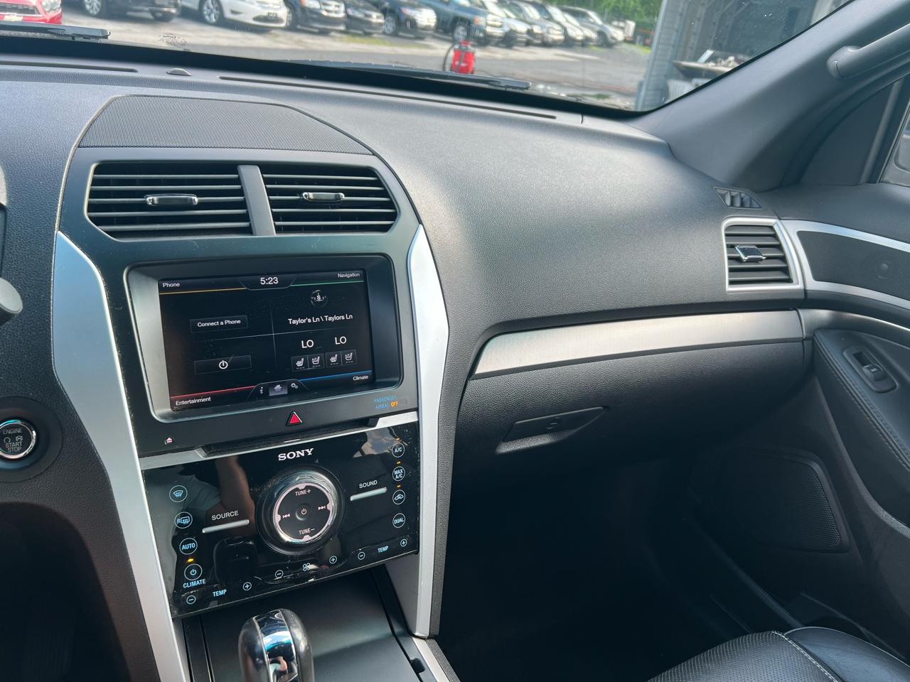 Ford Explorer Sport 4WD 2013