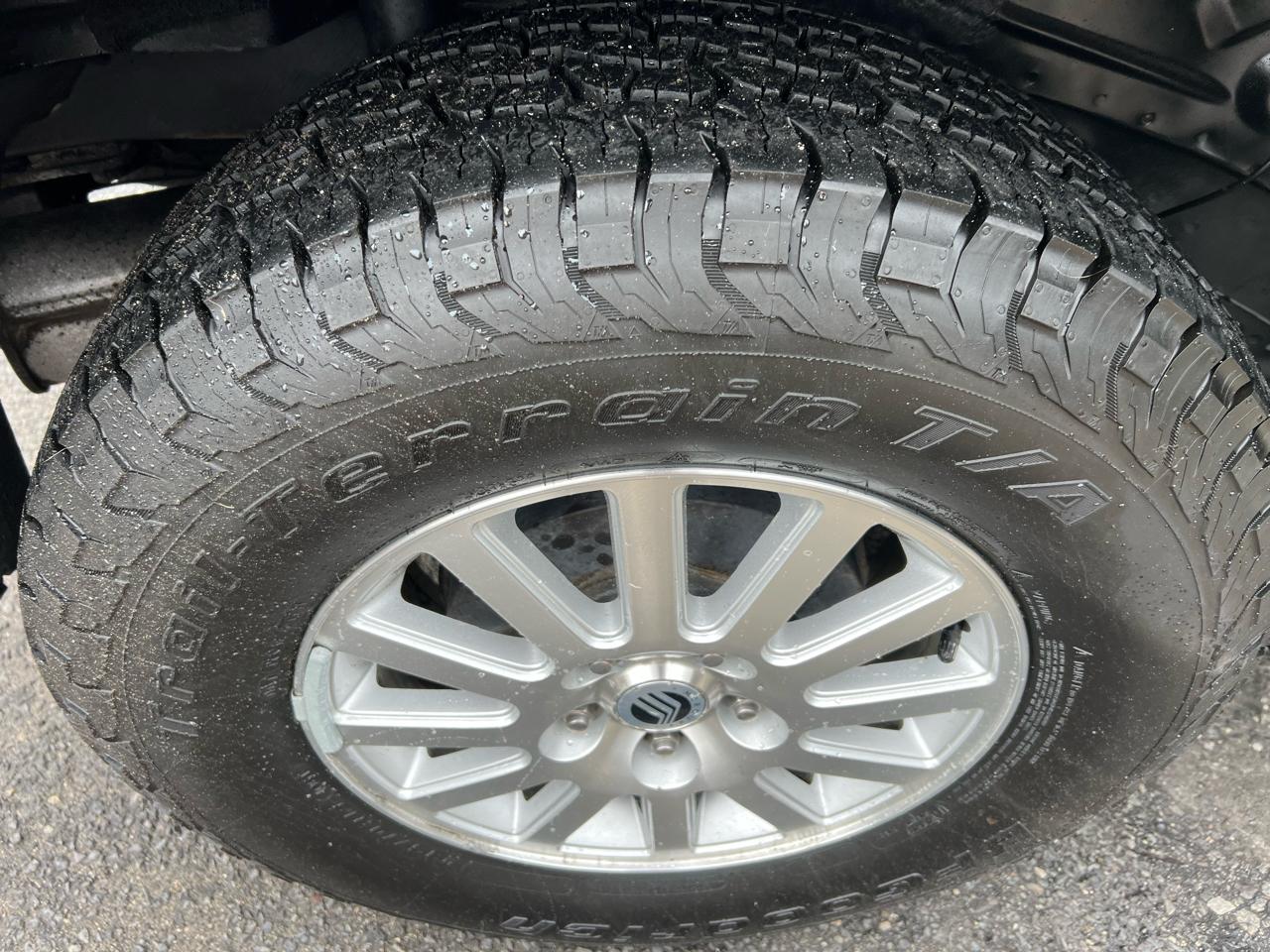 Mercury Mariner Premier I4 2WD 2010