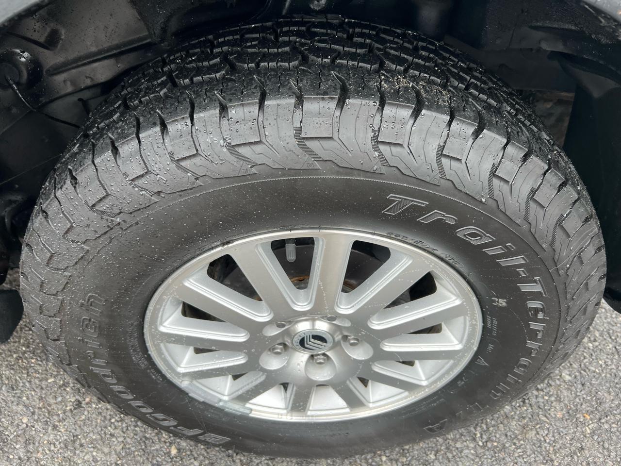 Mercury Mariner Premier I4 2WD 2010