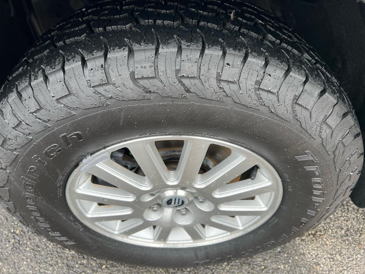 Mercury Mariner Premier I4 2WD 2010