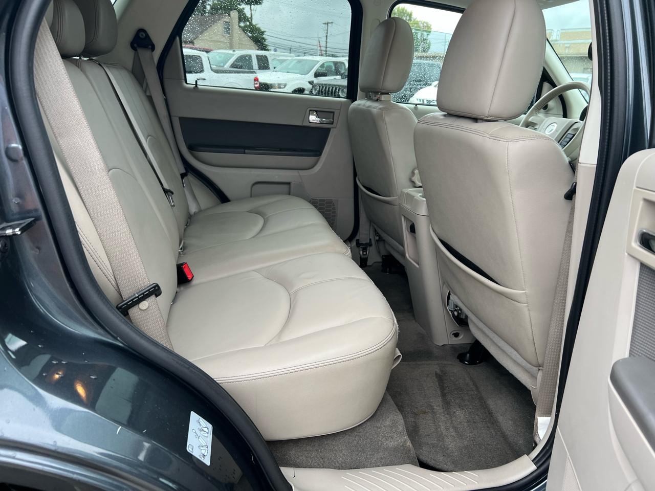 Mercury Mariner Premier I4 2WD 2010