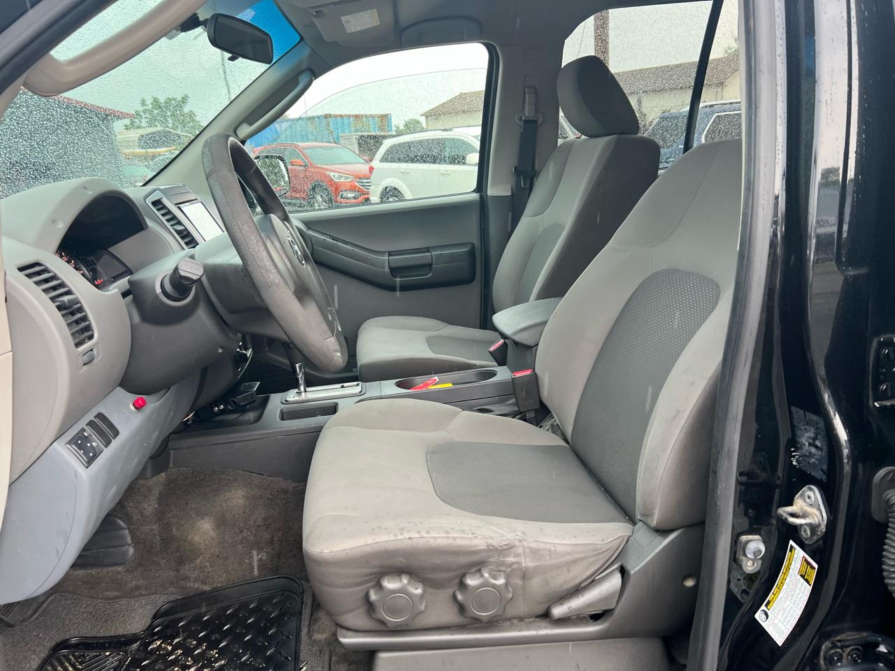 Nissan Xterra X 4WD 2012