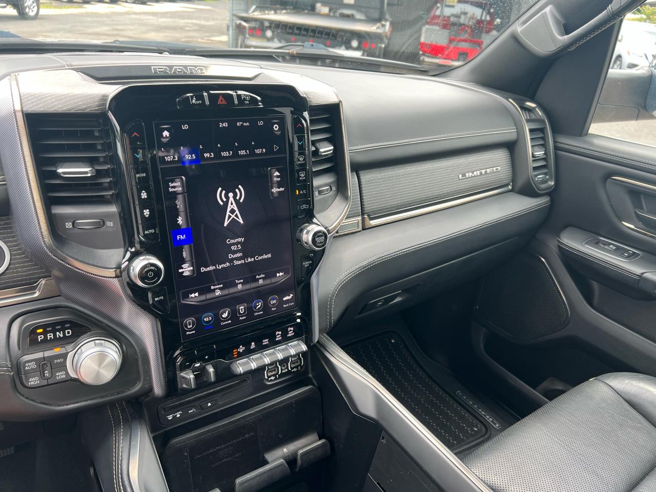 RAM 1500 Limited Crew Cab LWB 4WD 2019