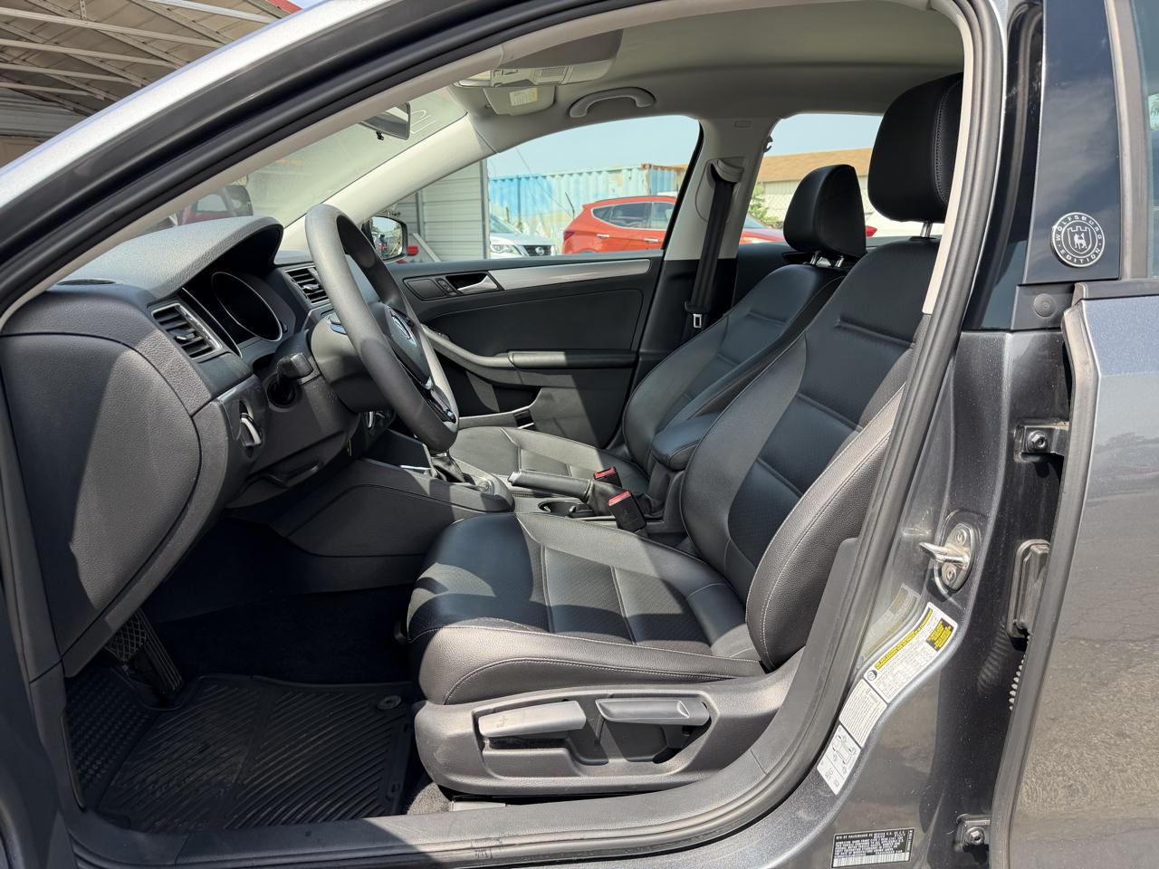 Volkswagen Jetta 1.4T SE 6A 2018