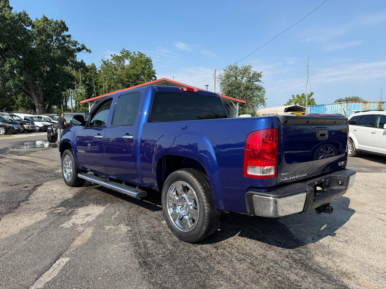 GMC Sierra 1500 4WD Crew Cab 147" SLE 2010
