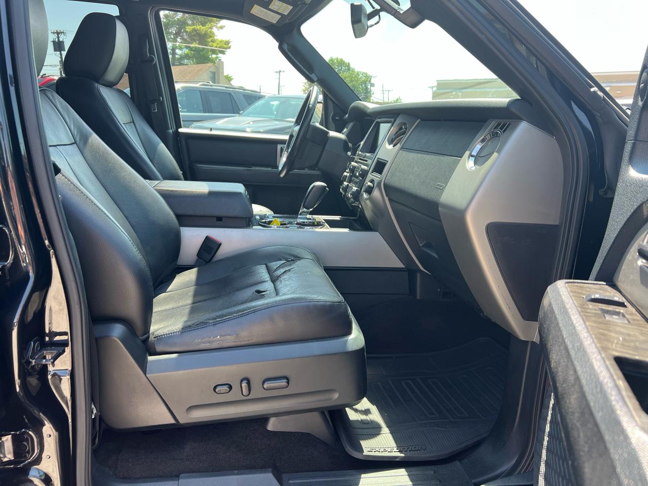 Ford Expedition Limited 4WD 2015