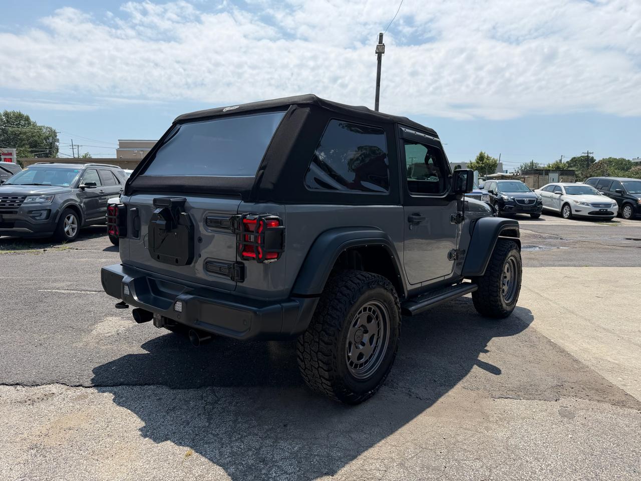Jeep Wrangler 2dr Sport 2021