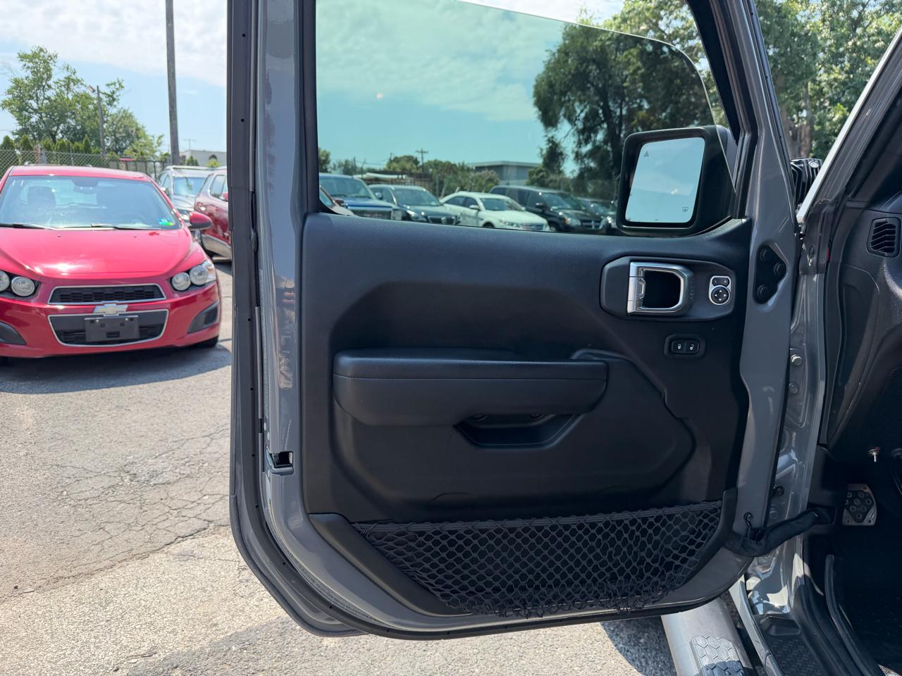 Jeep Wrangler 2dr Sport 2021