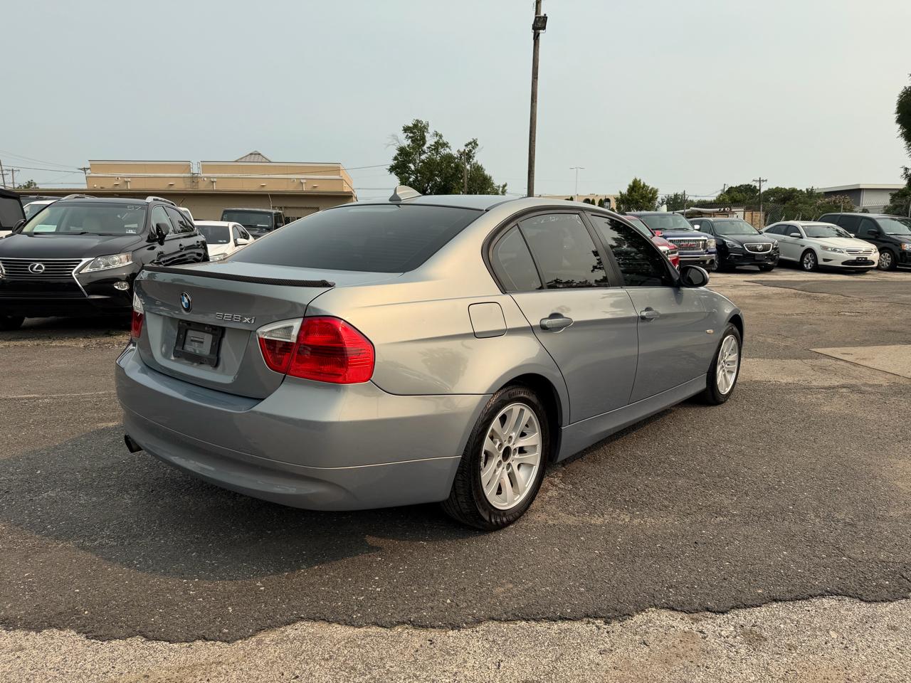 BMW 3-Series 328xi 2007