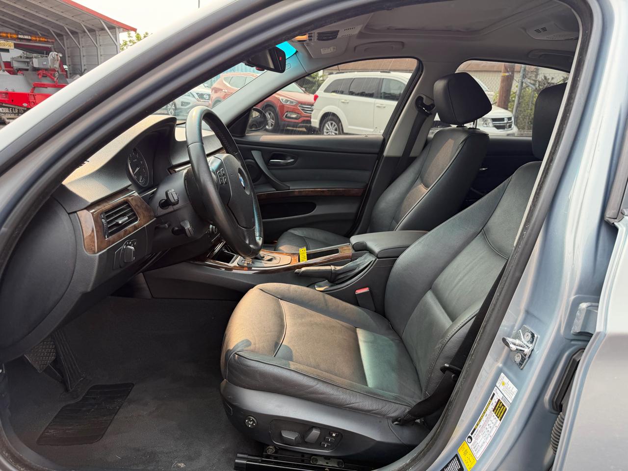 BMW 3-Series 328xi 2007