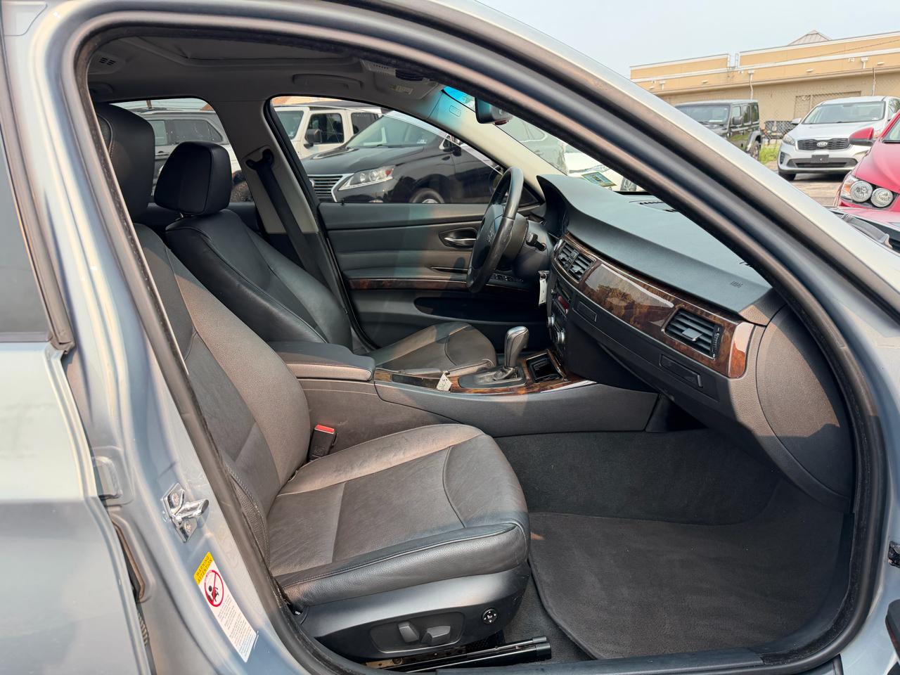 BMW 3-Series 328xi 2007