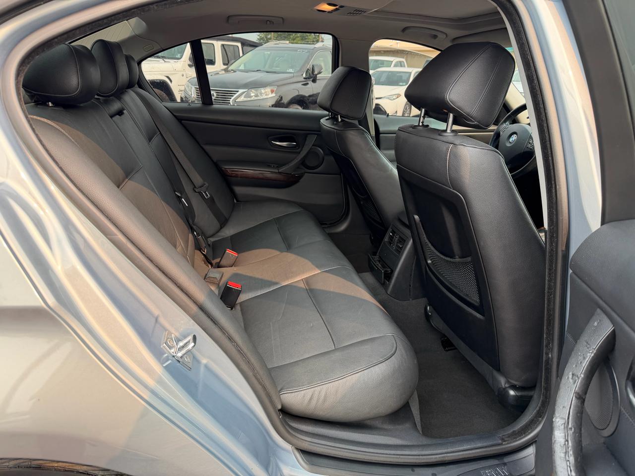 BMW 3-Series 328xi 2007