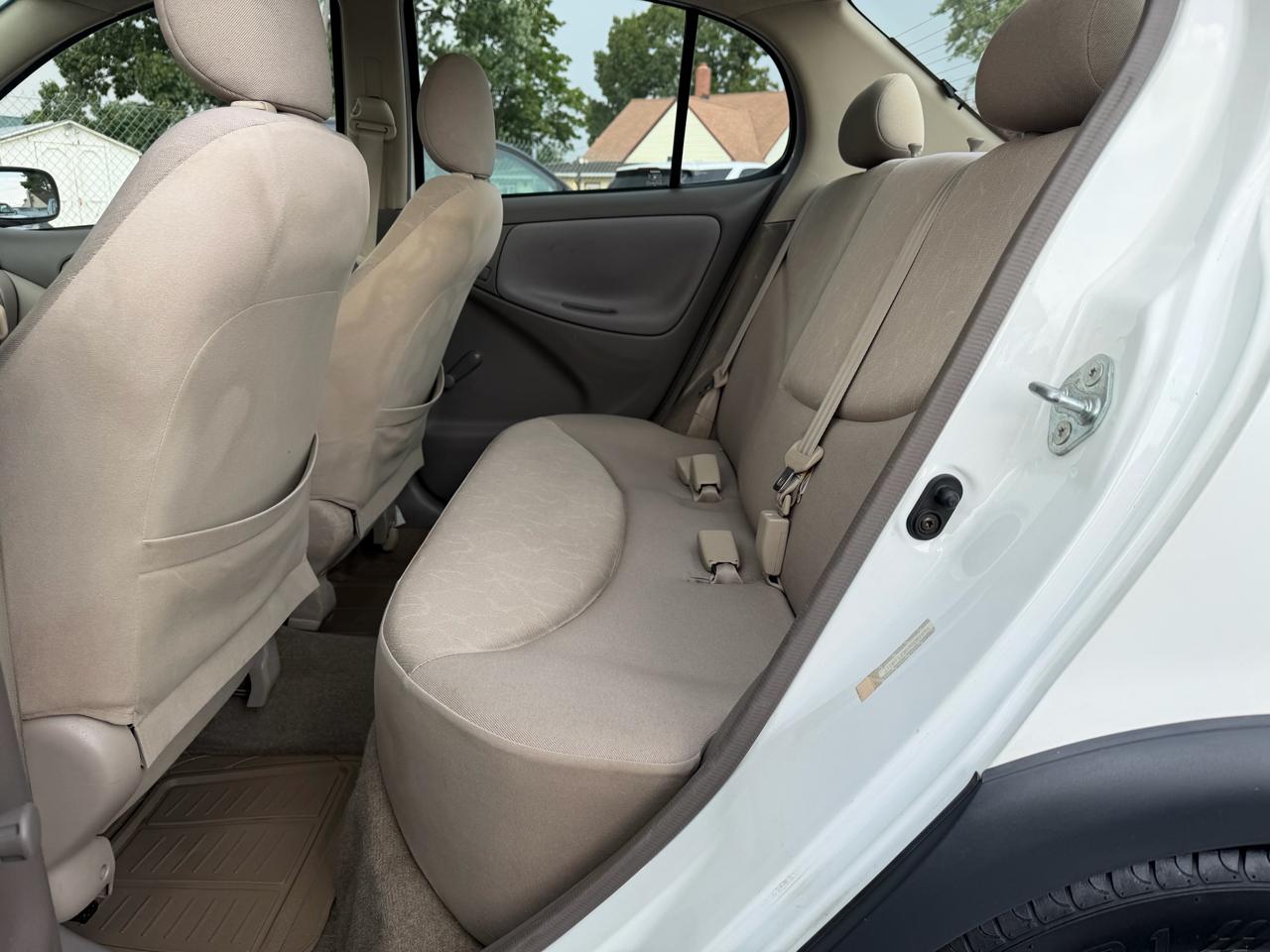 Toyota ECHO 4-Door Sedan 2003