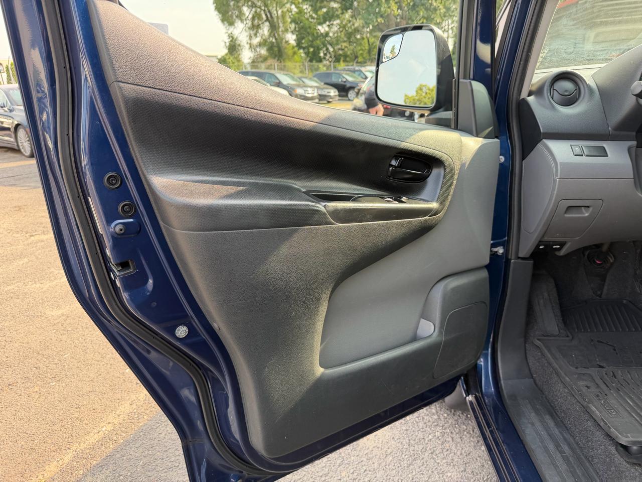 Nissan NV200 S 2014