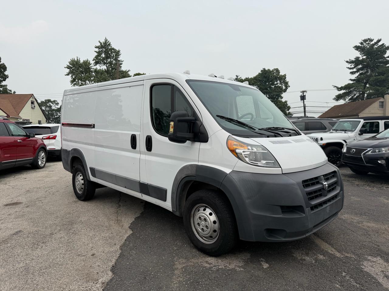 RAM Promaster 1500 Low Roof Tradesman 136-in. WB 2016
