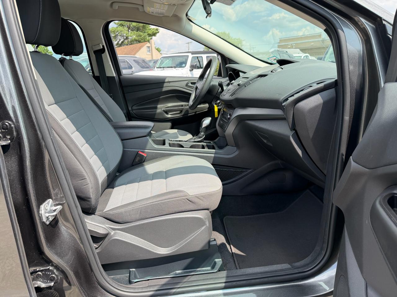 Ford Escape S FWD 2017
