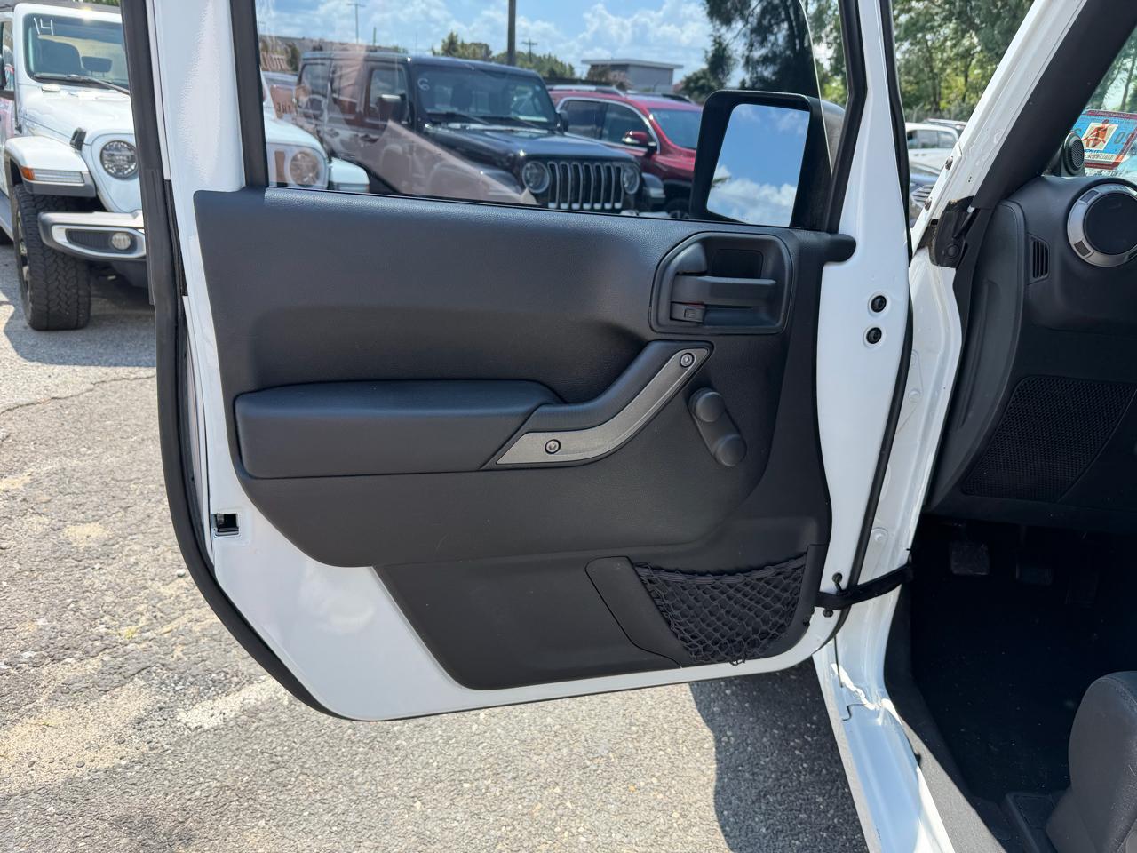 Jeep Wrangler Sport 4WD 2012
