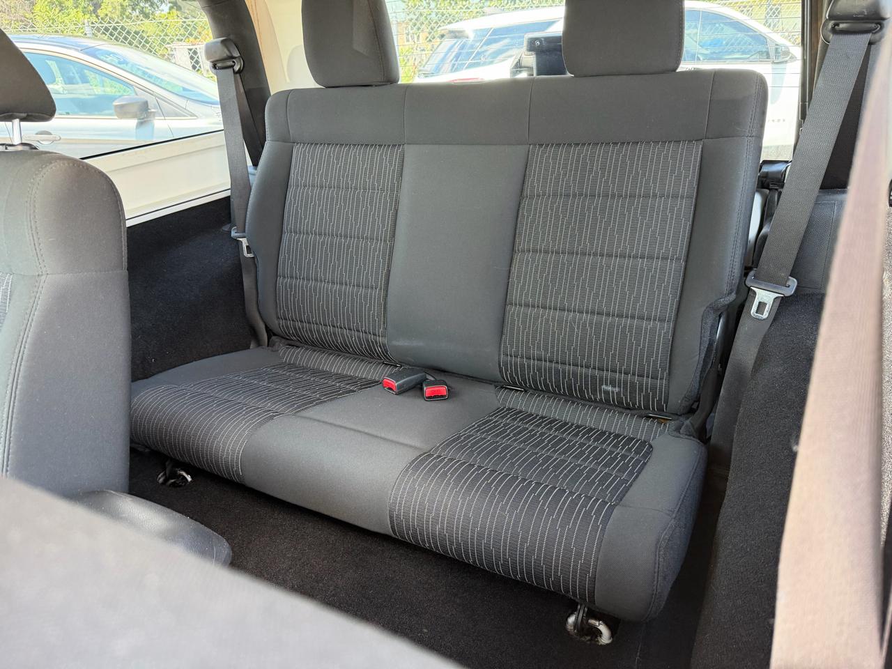 Jeep Wrangler Sport 4WD 2012