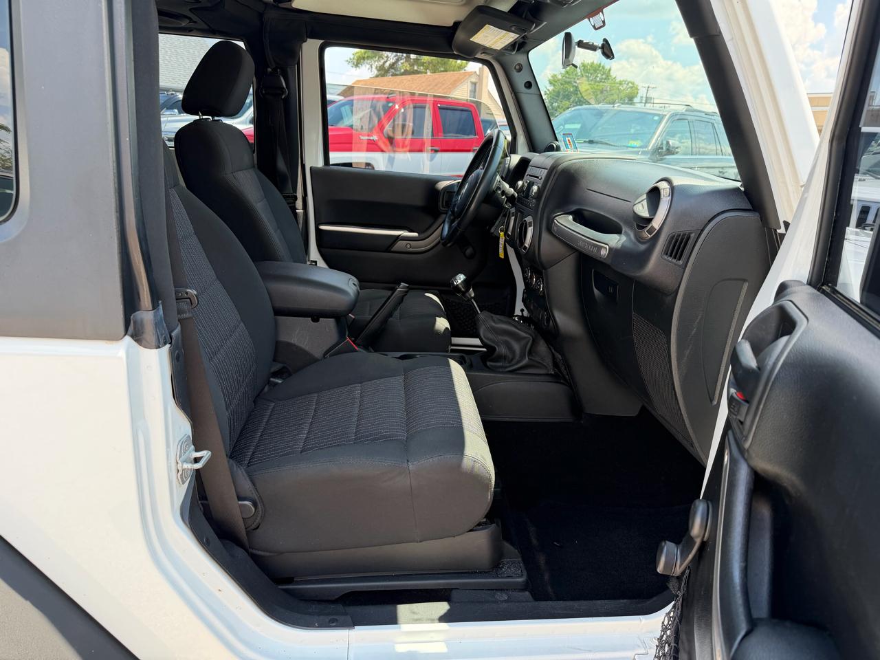 Jeep Wrangler Sport 4WD 2012
