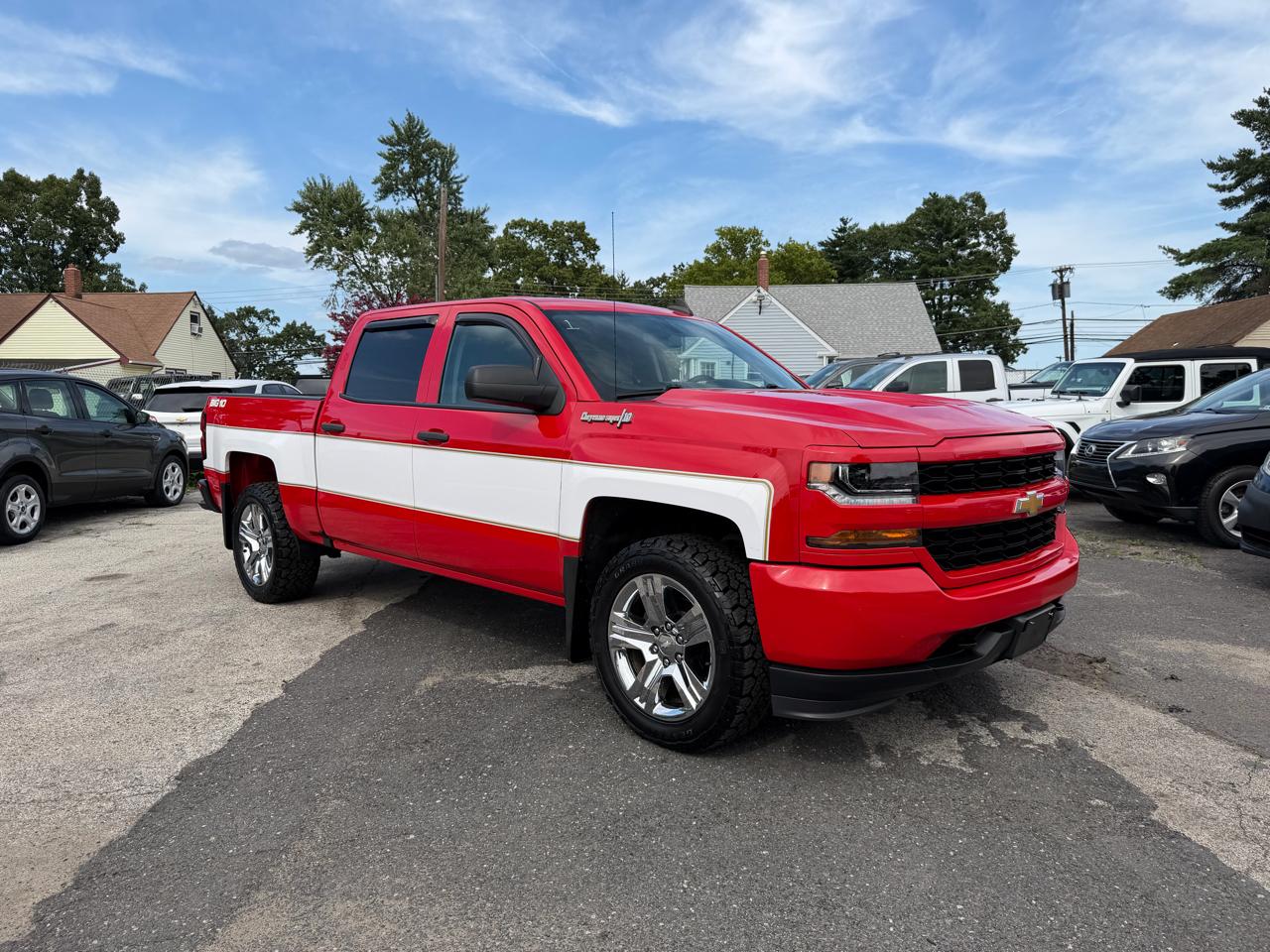 Chevrolet Silverado 1500 4WD Crew Cab 143.5" Custom 2018